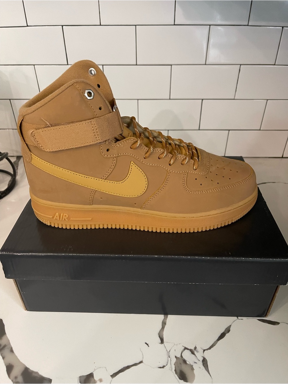 Men’s Nike AF1 Flax 07 Size 11.